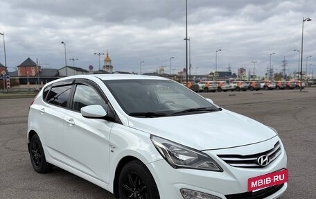 Hyundai Solaris II рестайлинг, 2014 год, 1 100 000 рублей, 3 фотография