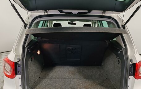 Volkswagen Tiguan I, 2011 год, 1 120 000 рублей, 10 фотография