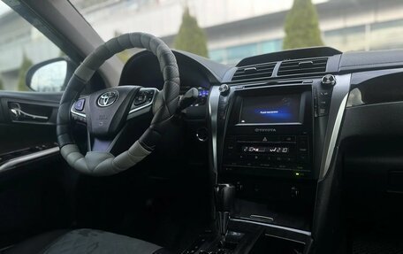 Toyota Camry, 2015 год, 1 795 000 рублей, 9 фотография