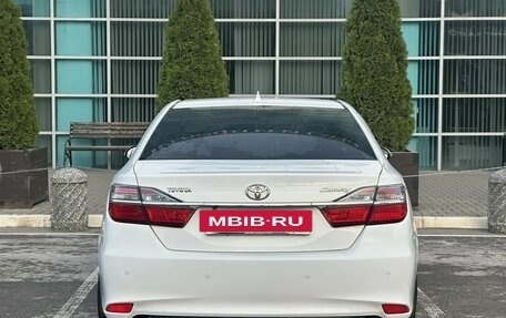 Toyota Camry, 2015 год, 1 795 000 рублей, 5 фотография