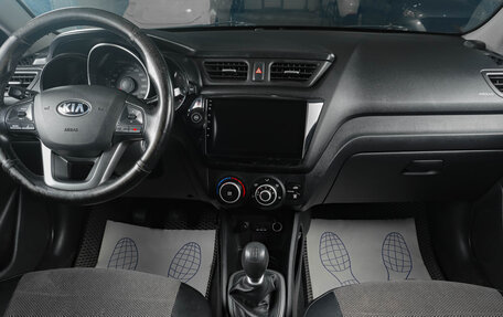 KIA Rio III рестайлинг, 2013 год, 759 000 рублей, 13 фотография