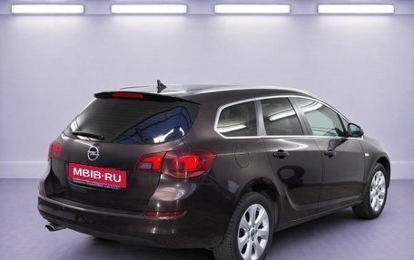 Opel Astra J, 2011 год, 840 000 рублей, 4 фотография