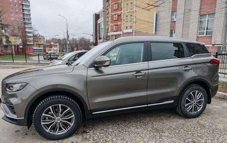 Geely Atlas, 2024 год, 2 420 000 рублей, 3 фотография