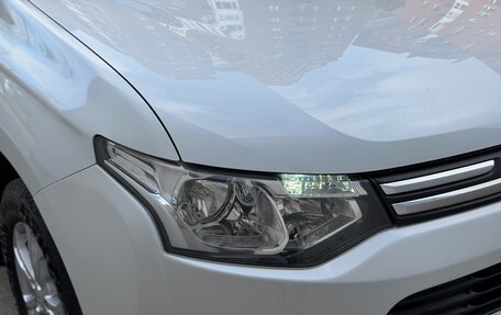 Mitsubishi Outlander III рестайлинг 3, 2013 год, 1 490 000 рублей, 14 фотография