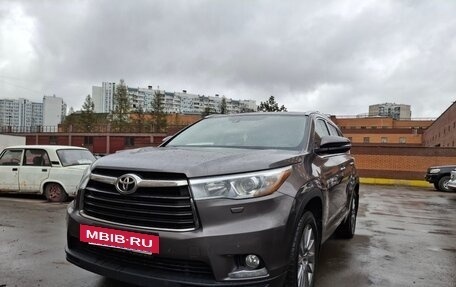 Toyota Highlander III, 2014 год, 3 160 000 рублей, 11 фотография