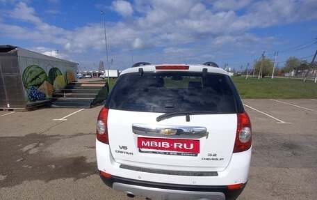 Chevrolet Captiva I, 2011 год, 965 000 рублей, 3 фотография