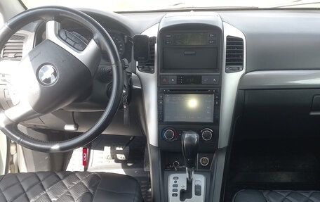 Chevrolet Captiva I, 2011 год, 965 000 рублей, 13 фотография