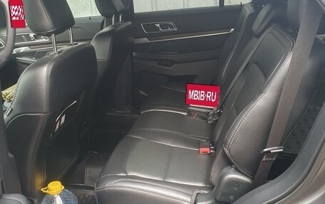 Ford Explorer VI, 2019 год, 3 850 000 рублей, 7 фотография