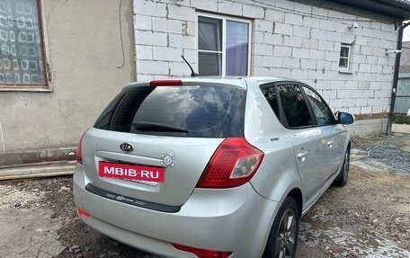 KIA cee'd I рестайлинг, 2010 год, 627 000 рублей, 3 фотография