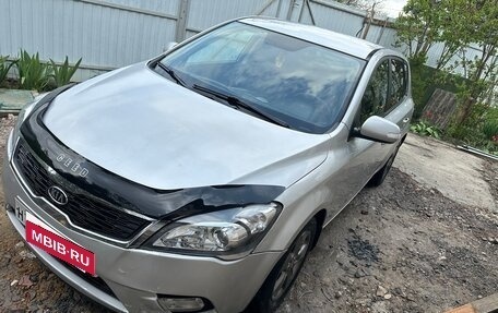 KIA cee'd I рестайлинг, 2010 год, 627 000 рублей, 6 фотография