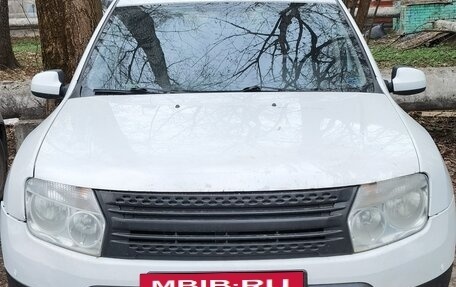 Renault Duster I рестайлинг, 2013 год, 710 000 рублей, 3 фотография