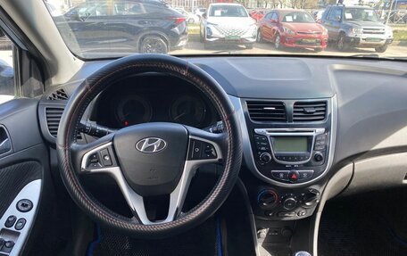 Hyundai Solaris II рестайлинг, 2011 год, 684 000 рублей, 11 фотография