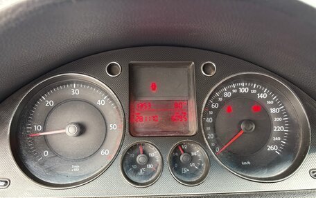 Volkswagen Passat B6, 2005 год, 350 000 рублей, 11 фотография