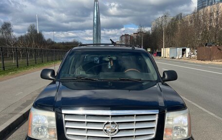 Cadillac Escalade II, 2004 год, 2 299 000 рублей, 3 фотография