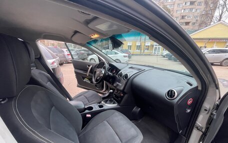 Nissan Qashqai, 2011 год, 950 000 рублей, 8 фотография
