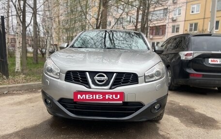 Nissan Qashqai, 2011 год, 950 000 рублей, 2 фотография
