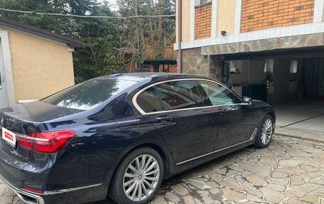 BMW 7 серия, 2015 год, 4 500 000 рублей, 2 фотография