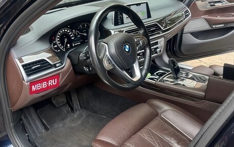 BMW 7 серия, 2015 год, 4 500 000 рублей, 8 фотография