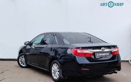 Toyota Camry, 2013 год, 1 600 000 рублей, 6 фотография