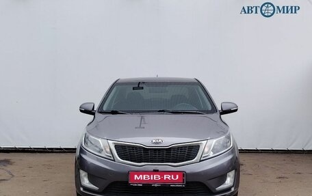 KIA Rio III рестайлинг, 2013 год, 900 000 рублей, 2 фотография