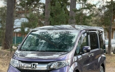 Honda Stepwgn IV, 2017 год, 2 150 000 рублей, 1 фотография