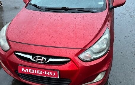 Hyundai Solaris II рестайлинг, 2012 год, 530 000 рублей, 1 фотография