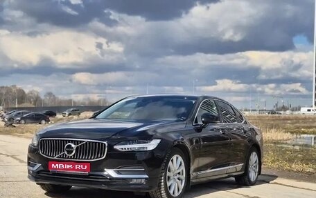 Volvo S90 II рестайлинг, 2017 год, 2 400 000 рублей, 1 фотография