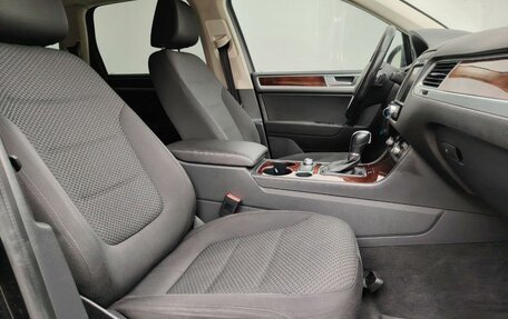 Volkswagen Touareg III, 2017 год, 3 100 000 рублей, 10 фотография