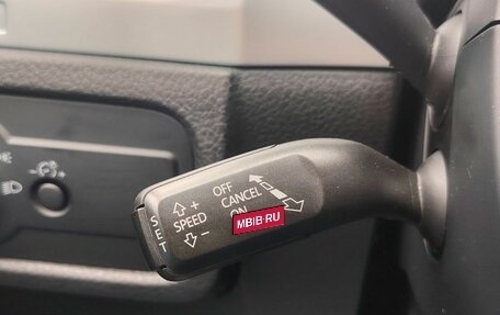 Volkswagen Touareg III, 2017 год, 3 100 000 рублей, 13 фотография