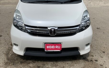 Toyota ISis I, 2012 год, 1 420 000 рублей, 19 фотография