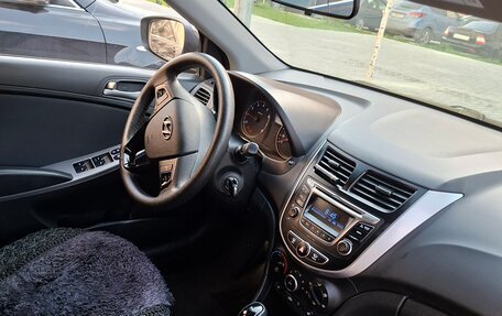 Hyundai Solaris II рестайлинг, 2016 год, 1 150 000 рублей, 4 фотография