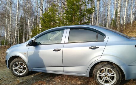 Chevrolet Aveo III, 2013 год, 500 000 рублей, 4 фотография