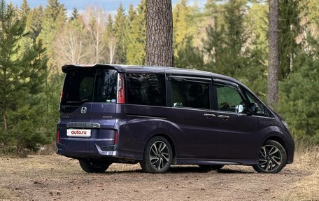 Honda Stepwgn IV, 2017 год, 2 150 000 рублей, 4 фотография