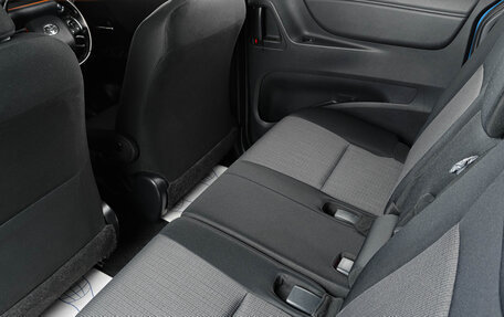 Toyota Sienta II, 2019 год, 1 769 000 рублей, 10 фотография