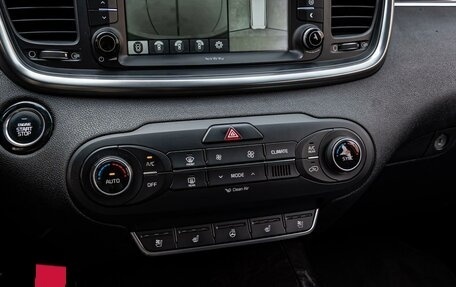 KIA Sorento III Prime рестайлинг, 2017 год, 2 590 000 рублей, 18 фотография