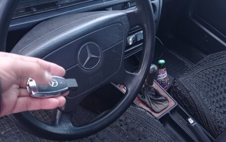 Mercedes-Benz 190 (W201), 1992 год, 200 000 рублей, 7 фотография