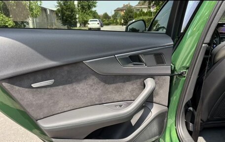 Audi RS 4, 2017 год, 6 200 000 рублей, 11 фотография