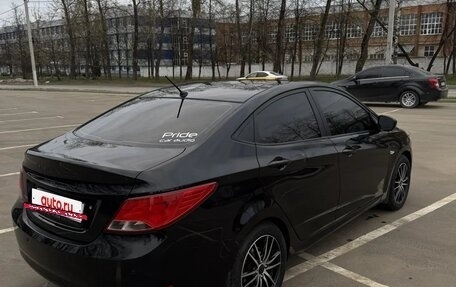 Hyundai Solaris II рестайлинг, 2014 год, 800 000 рублей, 3 фотография