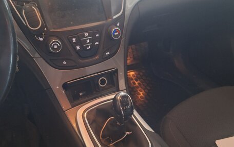 Opel Insignia II рестайлинг, 2014 год, 900 000 рублей, 8 фотография