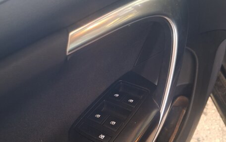 Opel Insignia II рестайлинг, 2014 год, 900 000 рублей, 11 фотография