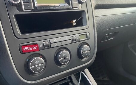 Volkswagen Golf V, 2008 год, 800 000 рублей, 6 фотография