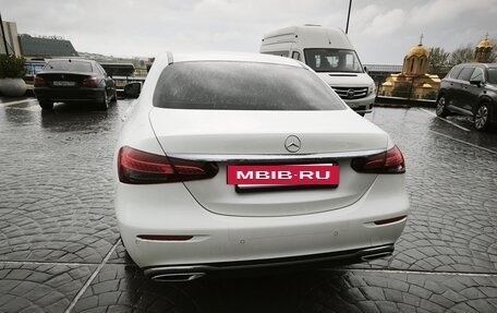 Mercedes-Benz E-Класс, 2021 год, 4 755 000 рублей, 4 фотография