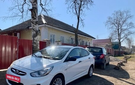 Hyundai Solaris II рестайлинг, 2014 год, 890 000 рублей, 12 фотография