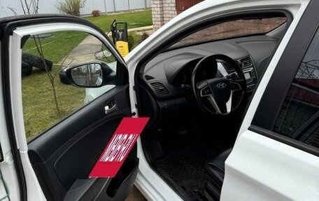 Hyundai Solaris II рестайлинг, 2014 год, 890 000 рублей, 9 фотография