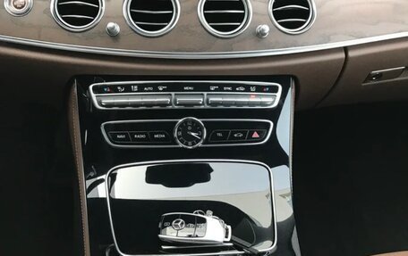 Mercedes-Benz E-Класс, 2017 год, 3 399 000 рублей, 8 фотография