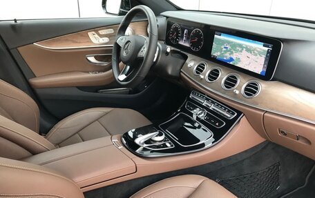 Mercedes-Benz E-Класс, 2017 год, 3 399 000 рублей, 12 фотография