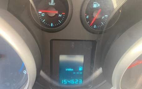 Chevrolet Cruze II, 2010 год, 660 000 рублей, 6 фотография