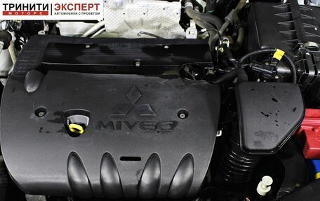 Mitsubishi Outlander III рестайлинг 3, 2013 год, 1 357 000 рублей, 17 фотография