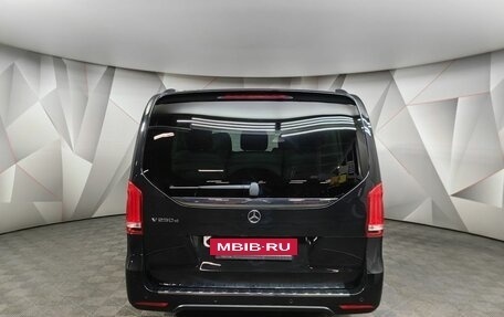 Mercedes-Benz V-Класс, 2021 год, 6 850 000 рублей, 8 фотография