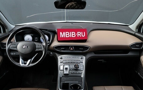 Hyundai Santa Fe IV, 2022 год, 3 900 000 рублей, 10 фотография